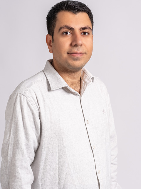 Portrait photograph of staff member, Davoud Khatermohammadi